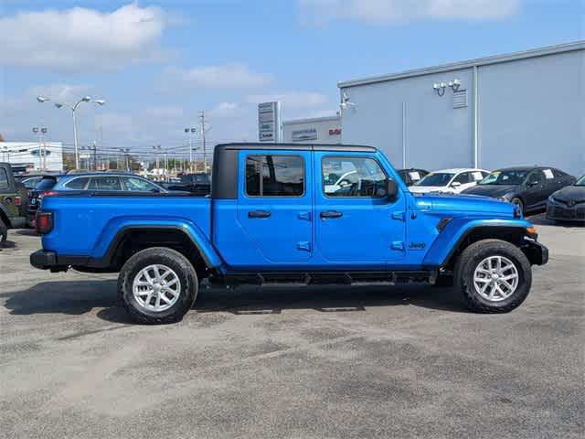 used 2023 Jeep Gladiator car, priced at $33,995