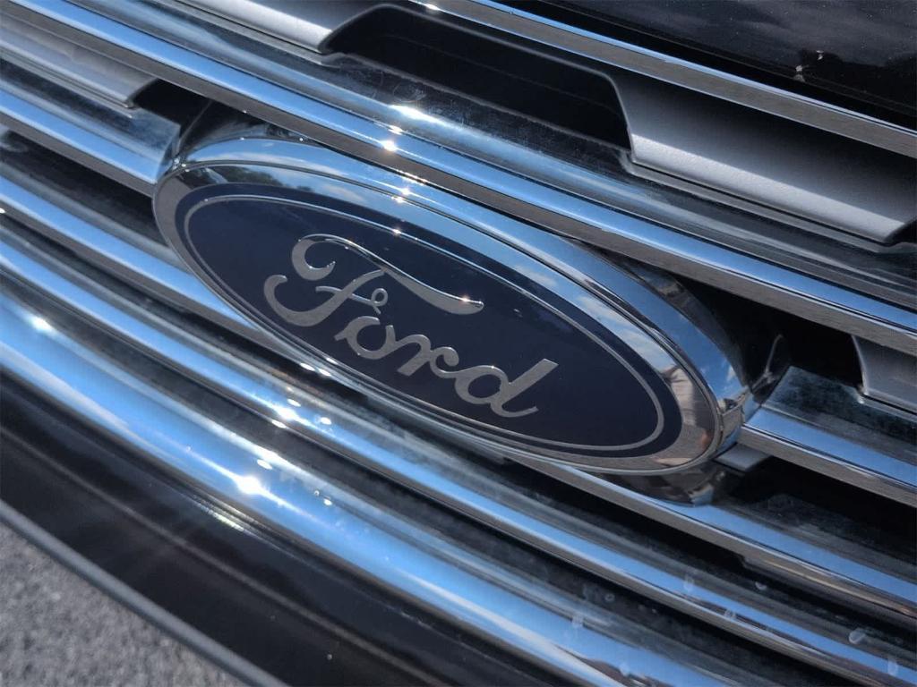 used 2022 Ford Edge car, priced at $17,500