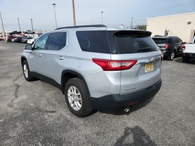 used 2021 Chevrolet Traverse car, priced at $23,355