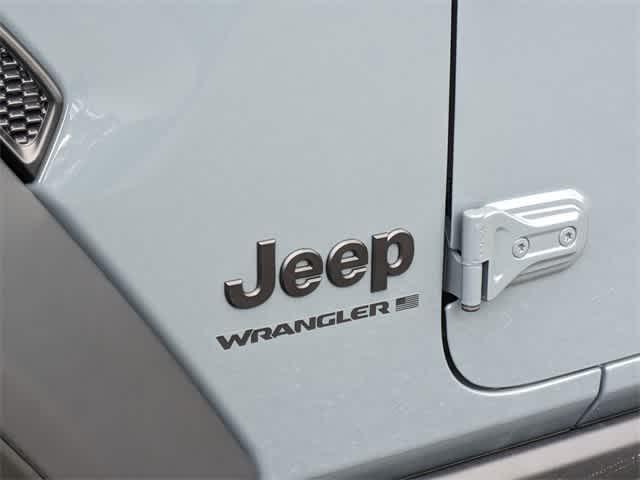 new 2025 Jeep Wrangler car, priced at $38,785