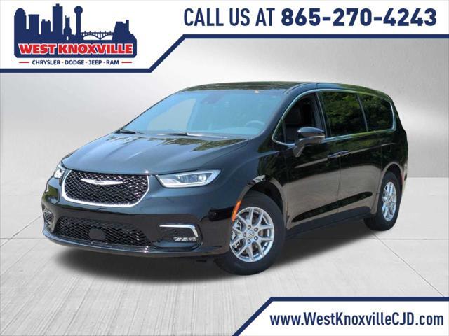 new 2025 Chrysler Pacifica car, priced at $41,620