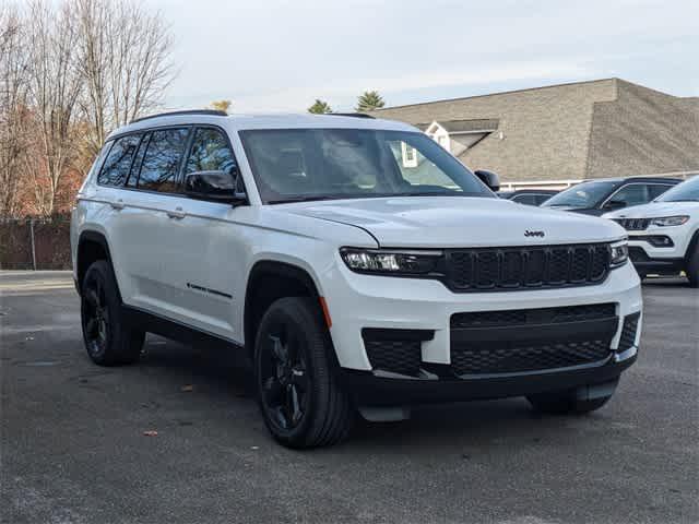 new 2025 Jeep Grand Cherokee L car, priced at $38,830