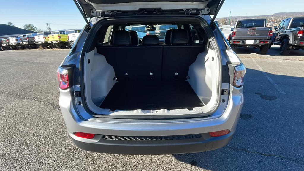 new 2024 Jeep Compass car, priced at $33,503