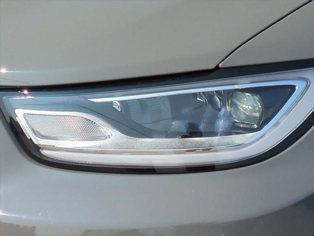 new 2025 Chrysler Pacifica car, priced at $39,940