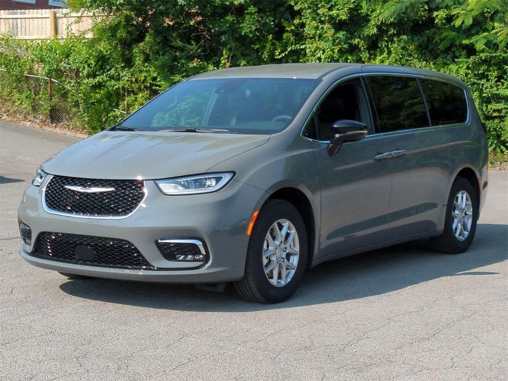 new 2025 Chrysler Pacifica car, priced at $38,940