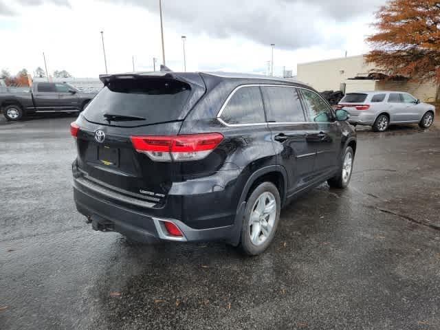 used 2019 Toyota Highlander car, priced at $29,995