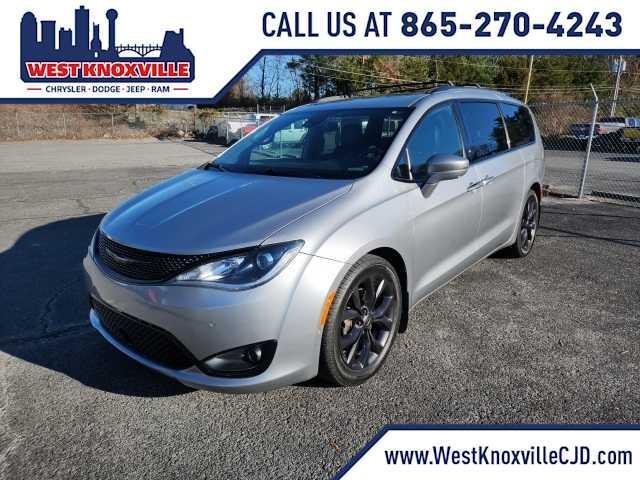 used 2018 Chrysler Pacifica car, priced at $16,500