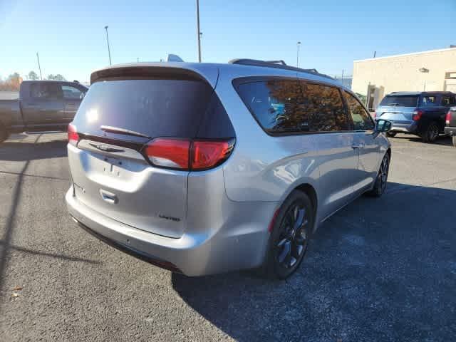 used 2018 Chrysler Pacifica car, priced at $16,500