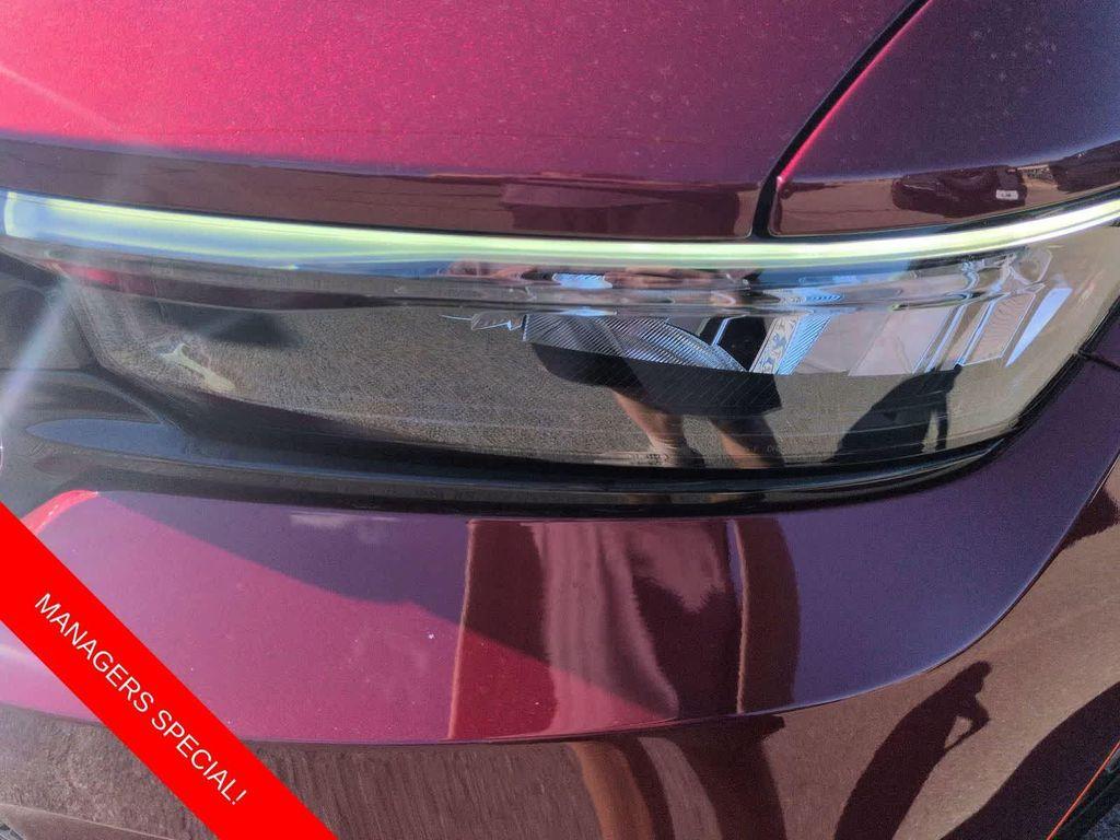 new 2025 Jeep Grand Cherokee car, priced at $53,330