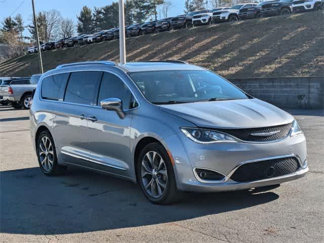 used 2020 Chrysler Pacifica car, priced at $17,995