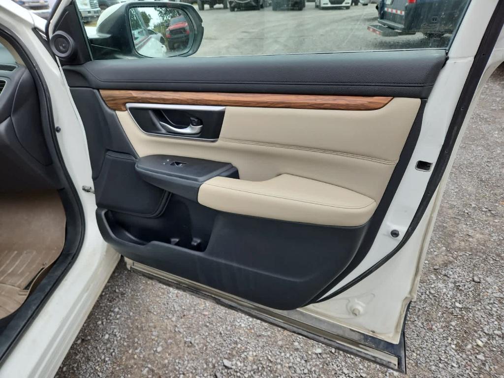 used 2017 Honda CR-V car, priced at $18,500