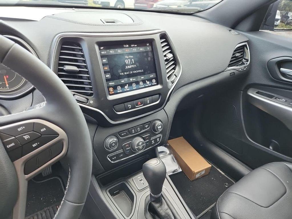 used 2021 Jeep Cherokee car, priced at $29,995