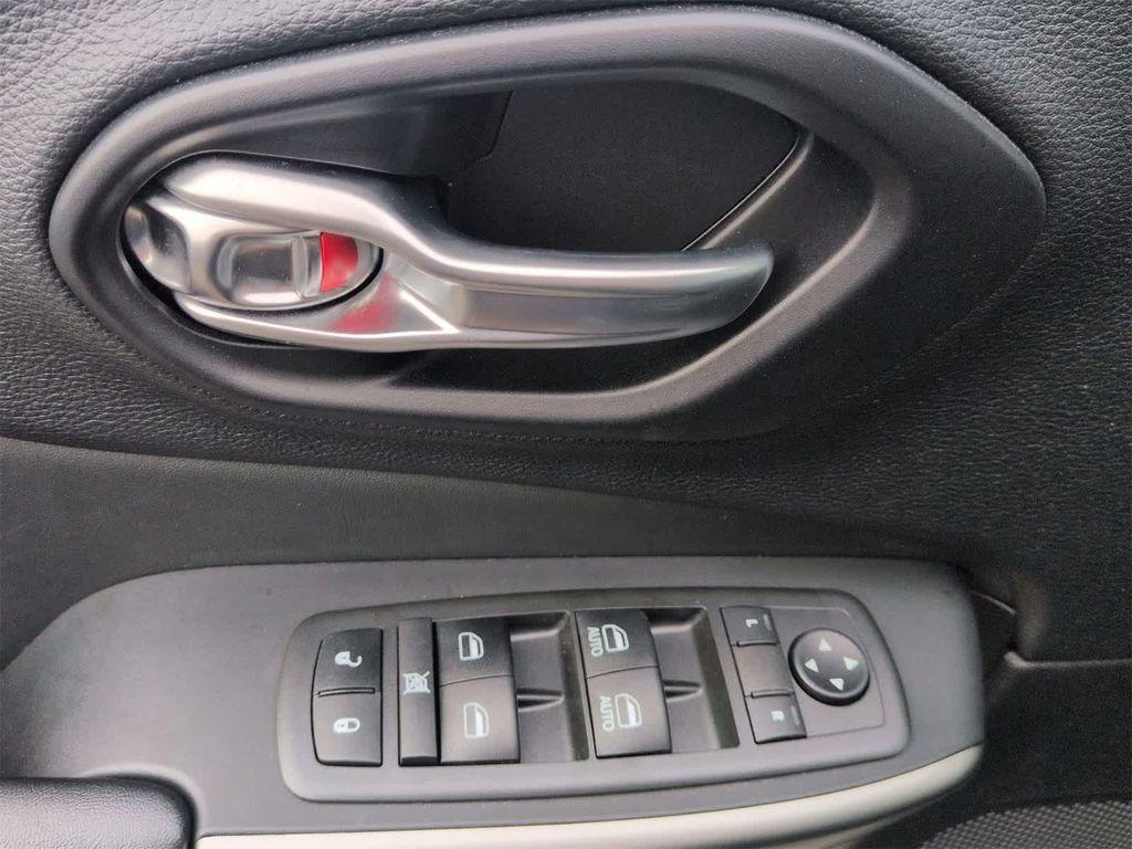 used 2021 Jeep Cherokee car, priced at $22,500