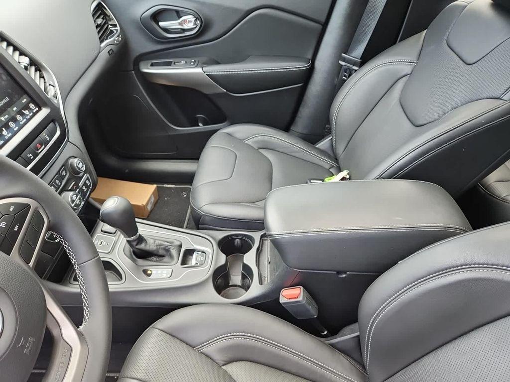 used 2021 Jeep Cherokee car, priced at $29,995