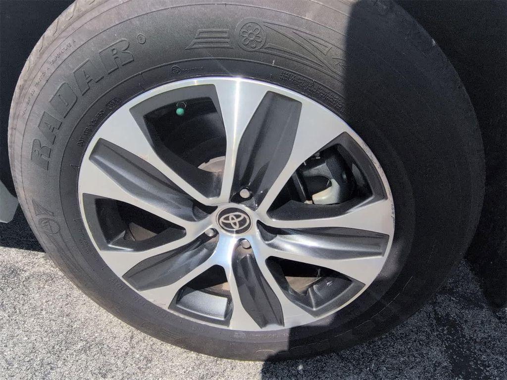 used 2022 Toyota Highlander car, priced at $25,991