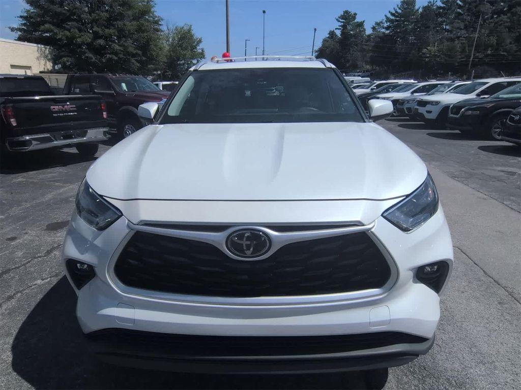used 2022 Toyota Highlander car, priced at $25,991