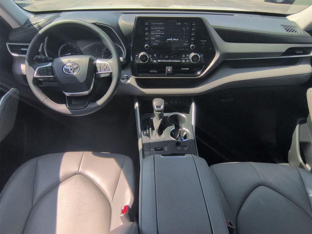 used 2022 Toyota Highlander car, priced at $25,991