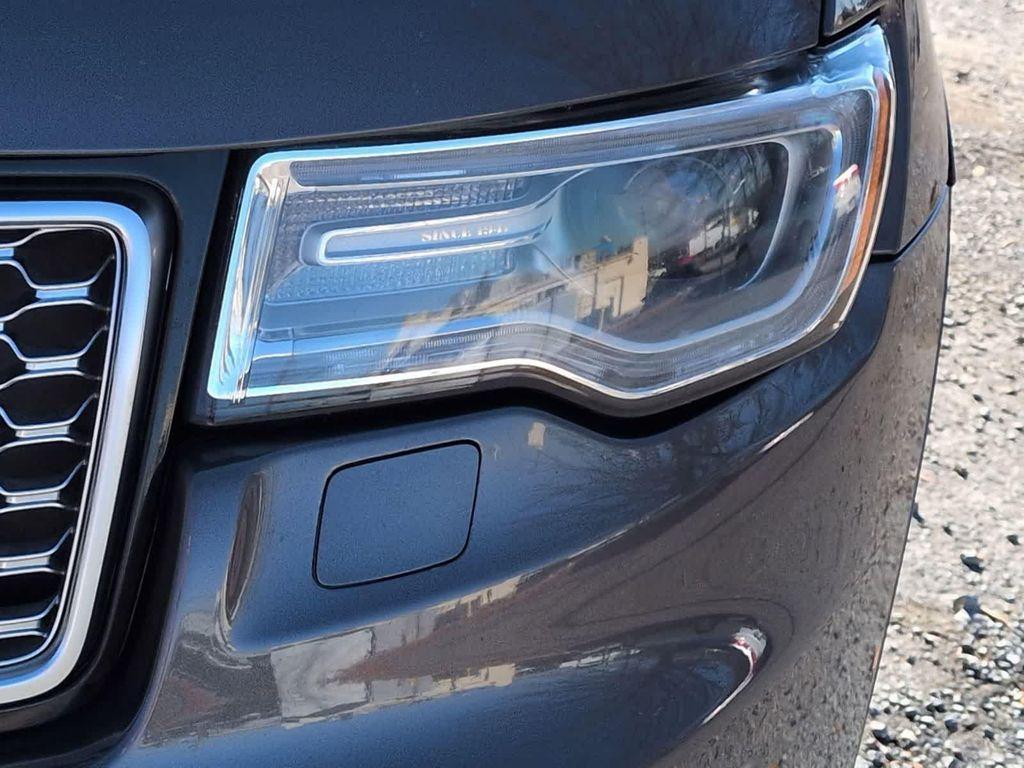 used 2018 Jeep Grand Cherokee car, priced at $17,500