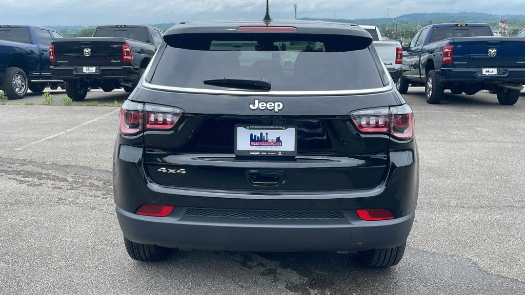 new 2024 Jeep Compass car, priced at $26,378