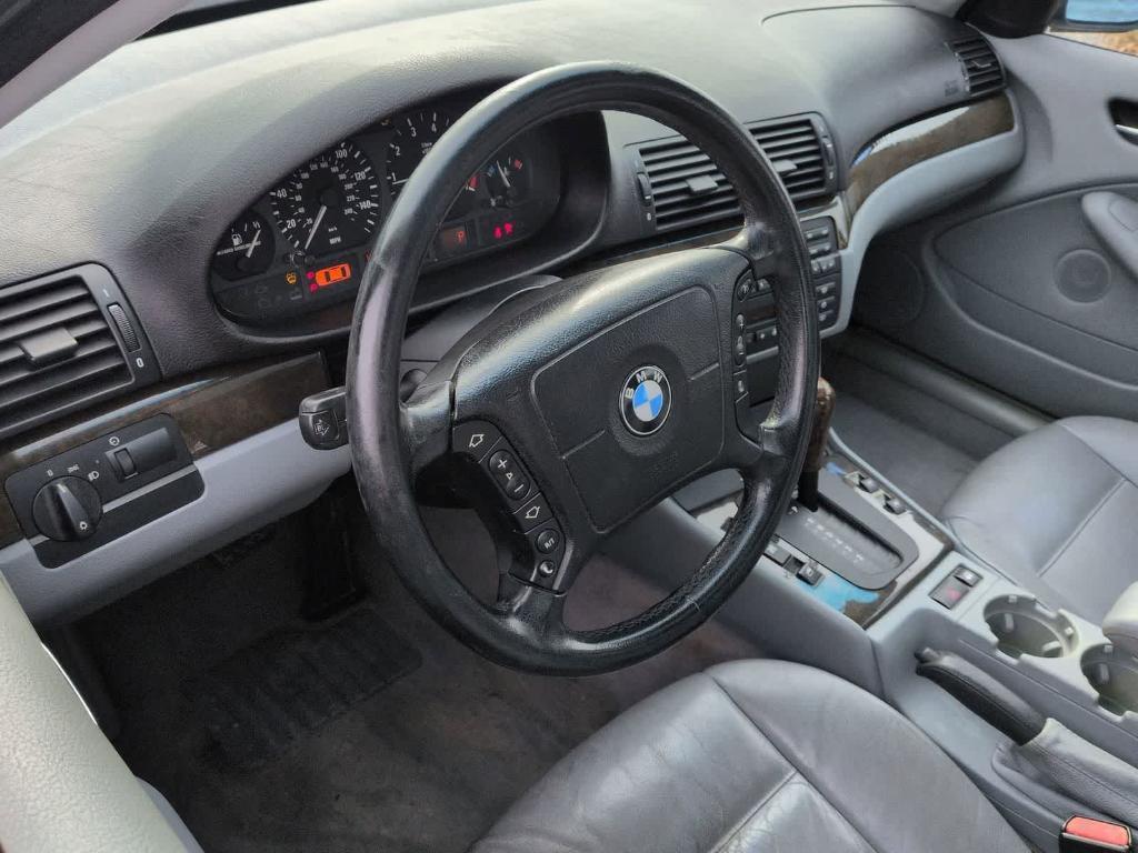 used 2000 BMW 323 car, priced at $5,995