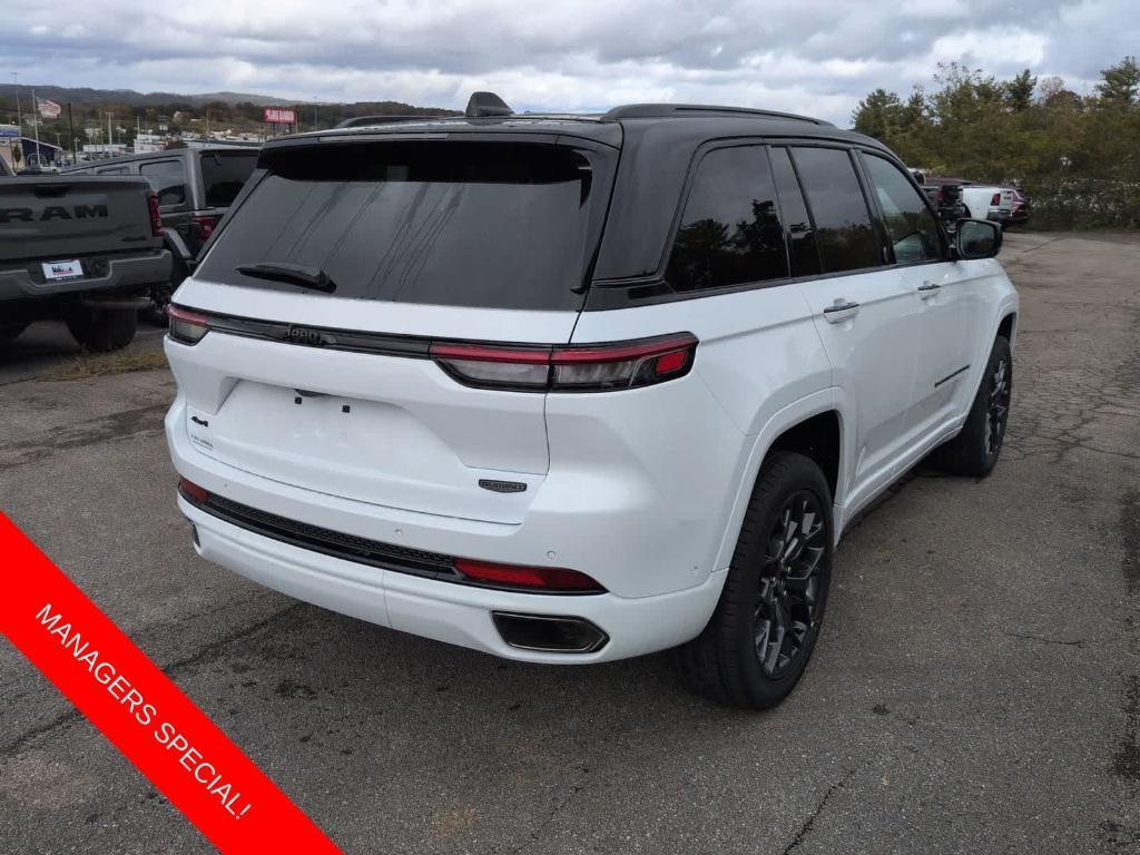 new 2025 Jeep Grand Cherokee car, priced at $52,735