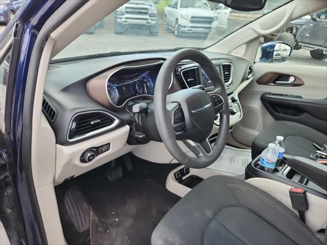 used 2018 Chrysler Pacifica car, priced at $16,550
