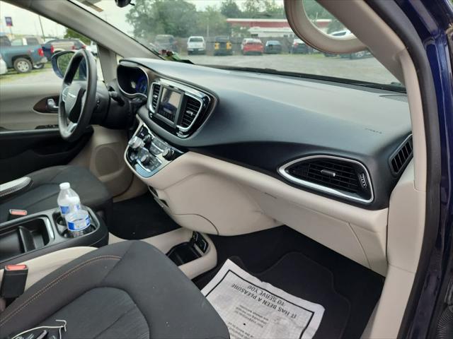 used 2018 Chrysler Pacifica car, priced at $16,550