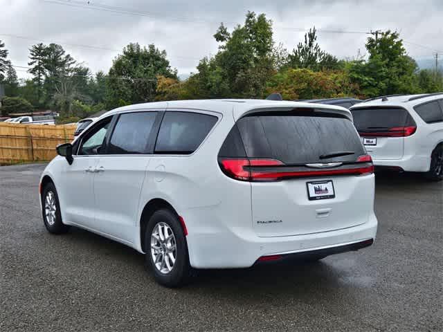 new 2025 Chrysler Pacifica car, priced at $35,000