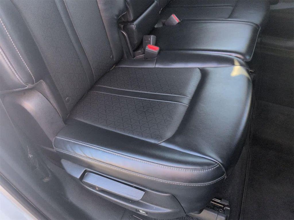 used 2022 Kia Sorento car, priced at $19,991