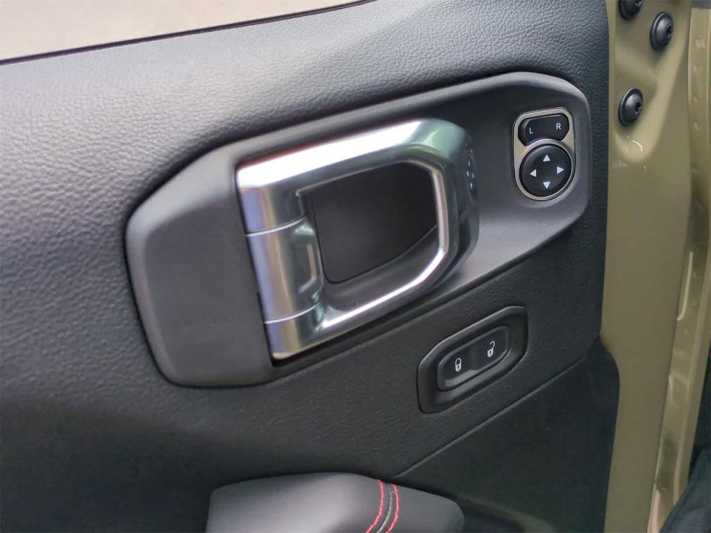 new 2025 Jeep Wrangler car, priced at $63,585