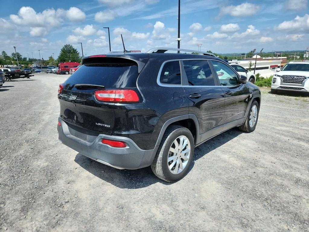 used 2016 Jeep Cherokee car, priced at $9,119