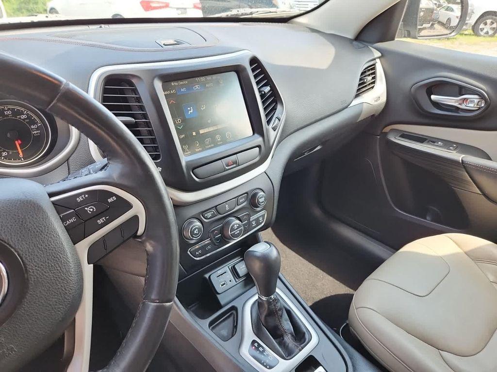 used 2016 Jeep Cherokee car, priced at $9,119