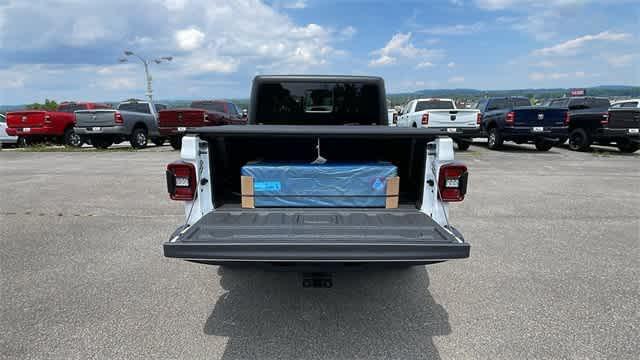 new 2024 Jeep Gladiator car, priced at $49,995