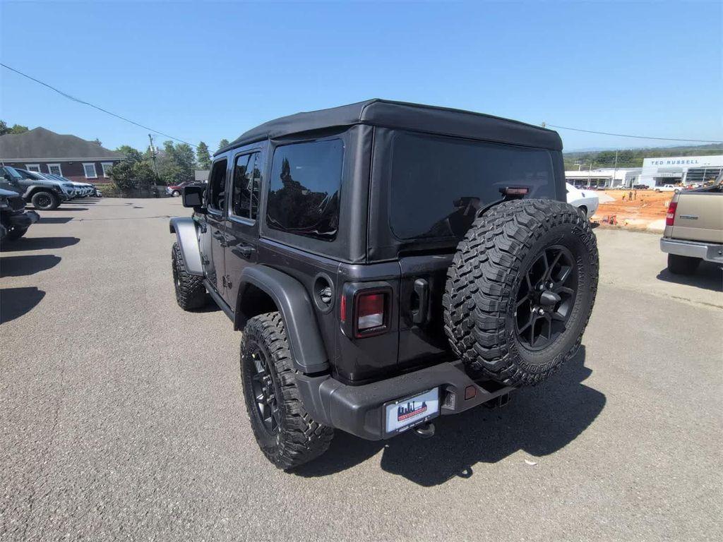 new 2025 Jeep Wrangler car, priced at $39,785