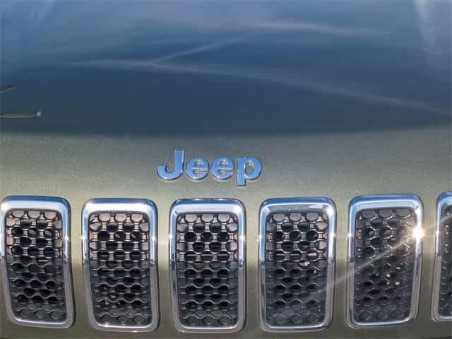 used 2021 Jeep Cherokee car, priced at $22,365