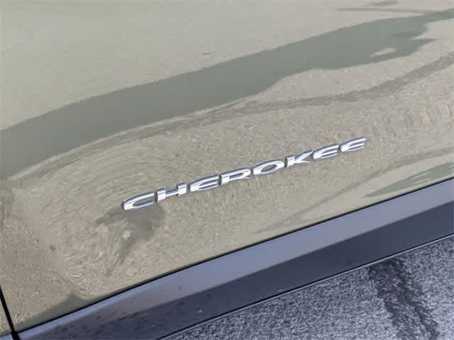 used 2021 Jeep Cherokee car, priced at $22,995