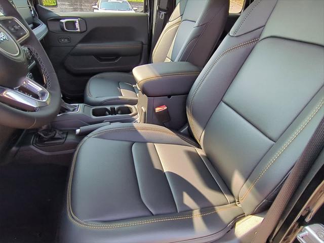 new 2025 Jeep Wrangler car, priced at $49,610