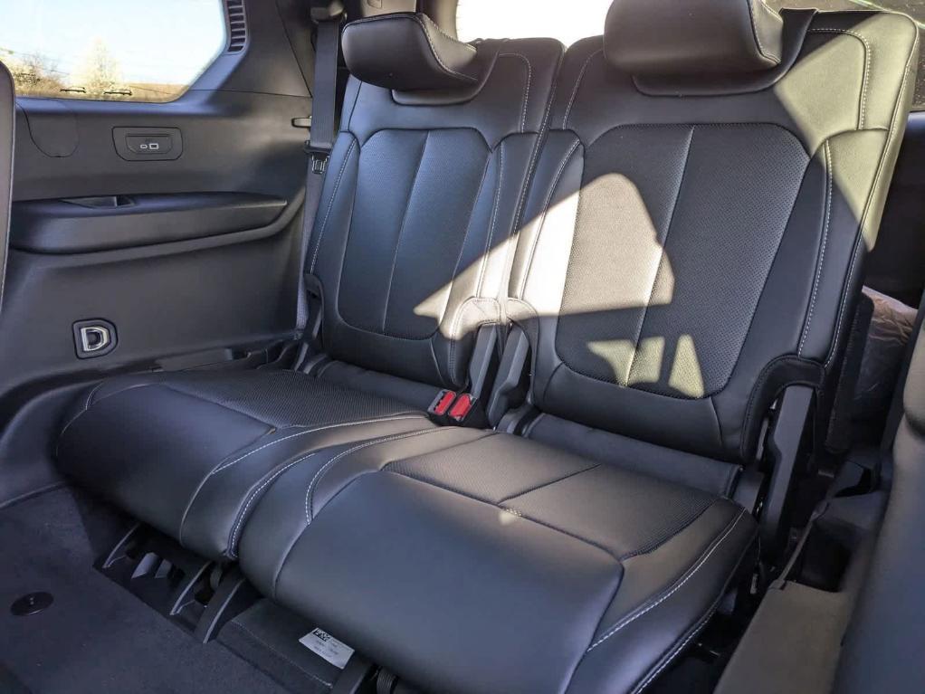 new 2025 Jeep Grand Cherokee L car, priced at $48,360