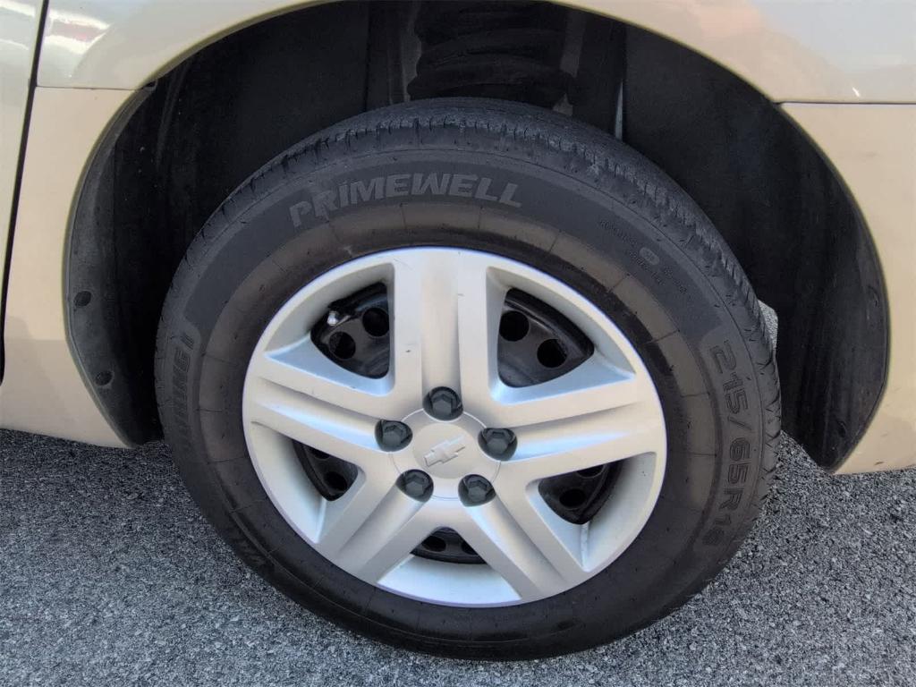 used 2008 Chevrolet Impala car, priced at $3,500