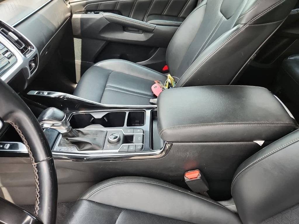 used 2021 Kia Sorento car, priced at $26,274