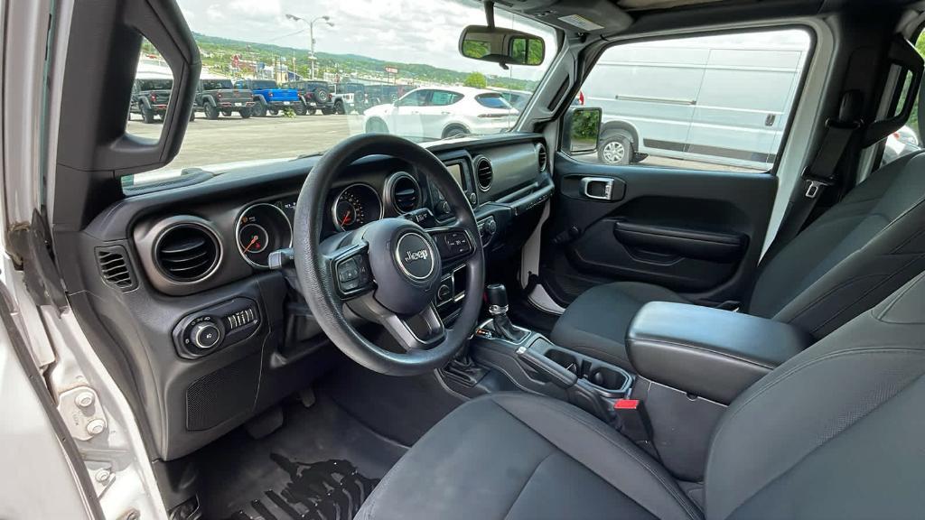 used 2019 Jeep Wrangler Unlimited car, priced at $25,865