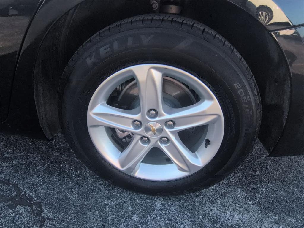 used 2022 Chevrolet Malibu car, priced at $14,991