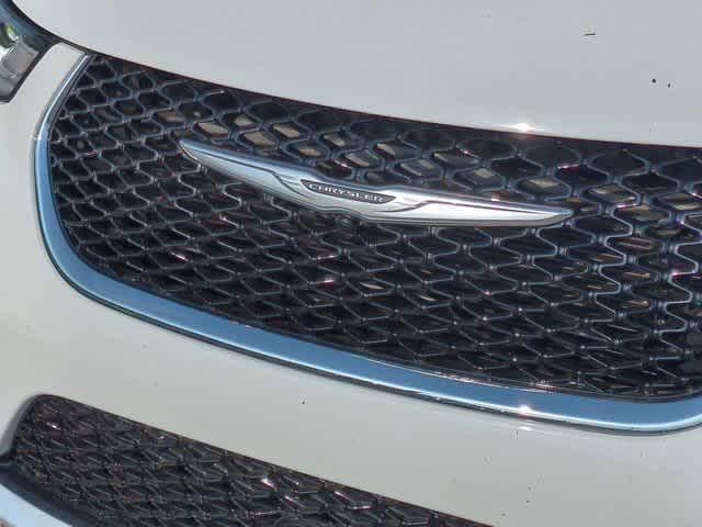 new 2025 Chrysler Pacifica car, priced at $38,693