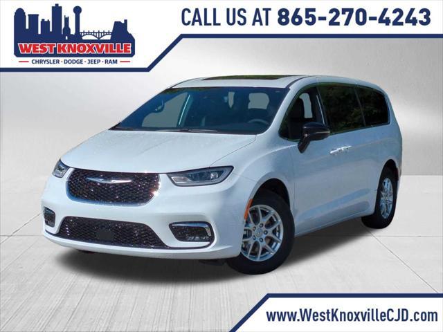 new 2025 Chrysler Pacifica car, priced at $41,620