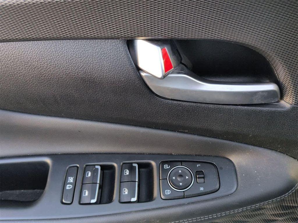 used 2020 Hyundai Santa Fe car, priced at $14,991