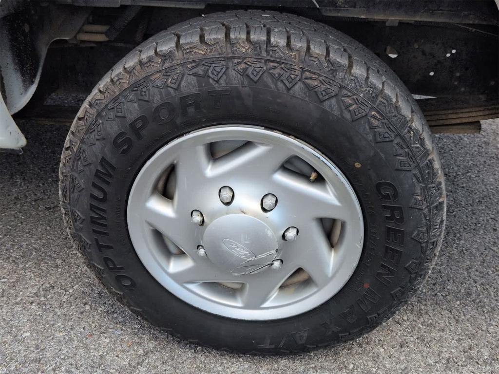 used 2010 Ford E350 Super Duty car, priced at $2,991