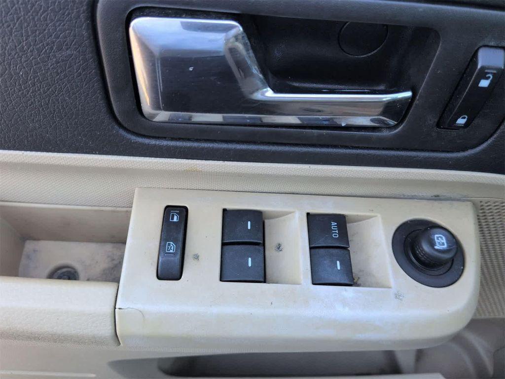 used 2010 Ford Edge car, priced at $2,991