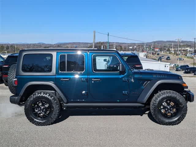 new 2025 Jeep Wrangler car, priced at $41,280