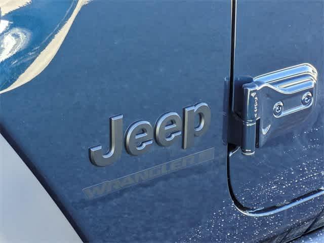 new 2025 Jeep Wrangler car, priced at $41,280