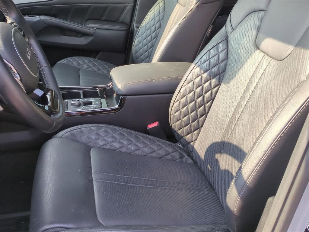 used 2023 Kia Sorento car, priced at $32,495